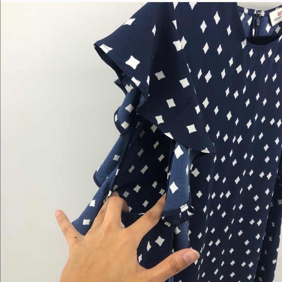 Vineyard Vines flounce dress - Picture 5 of 8